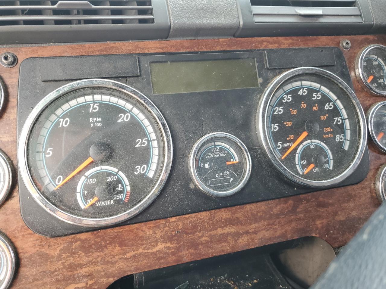 2014 FREIGHTLINER All other VIN 3AKJGLD57ESFS5652 photo 8
