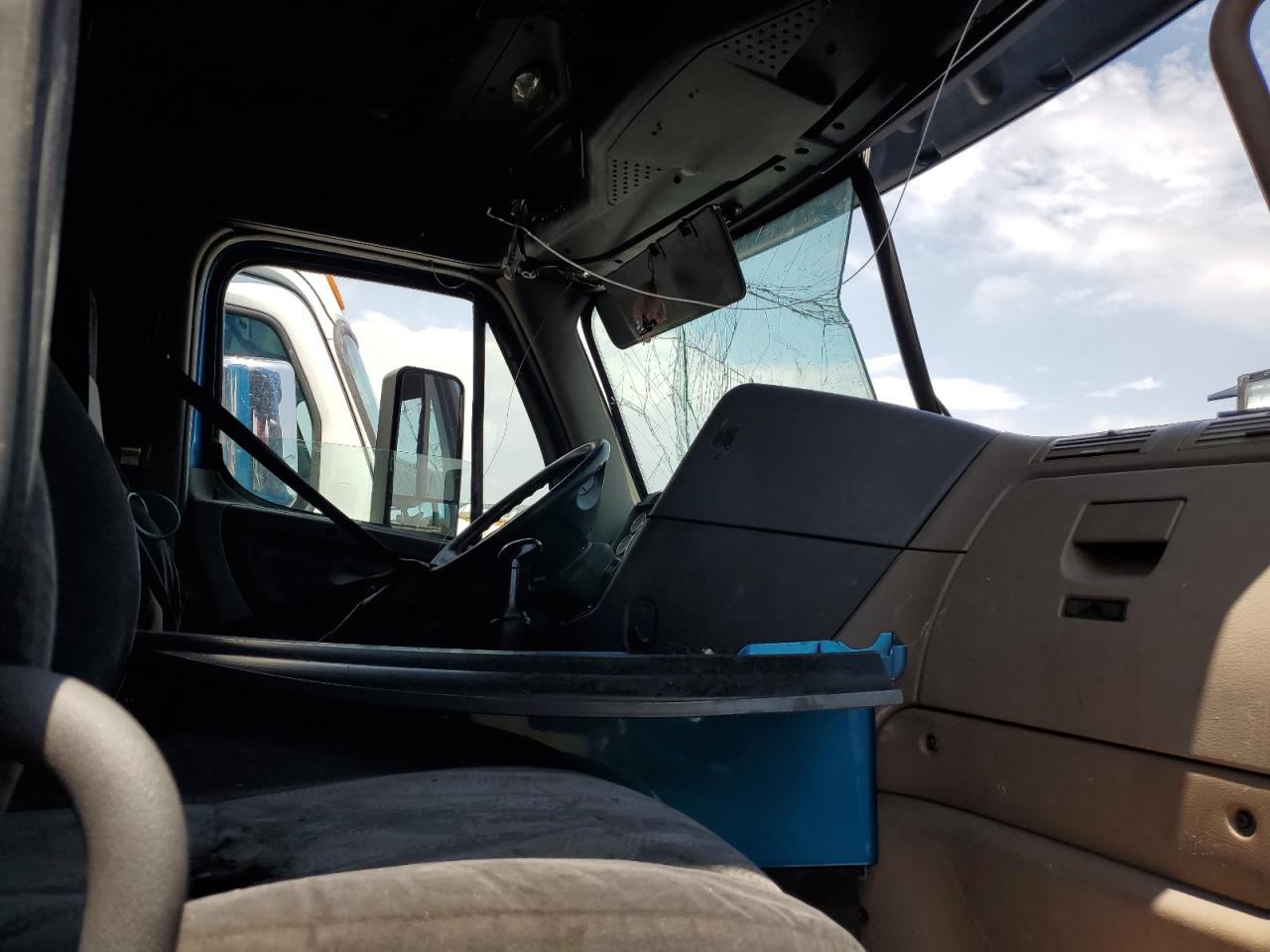 2014 FREIGHTLINER All other VIN 3AKJGLD57ESFS5652 photo 5