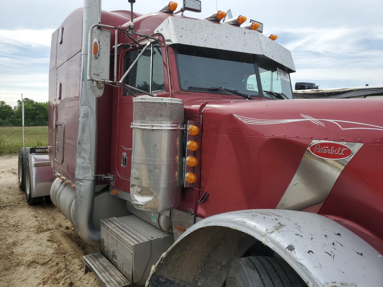 2000 PETERBILT All models VIN 1XP5DB9X0YN532710 photo 9