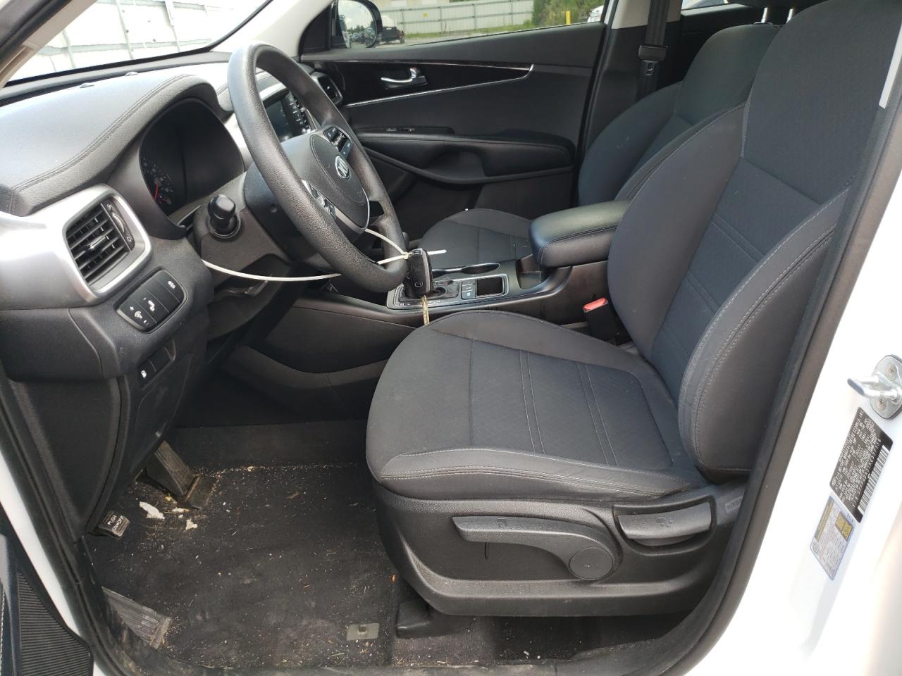 2019 KIA Sorento VIN 5XYPGDA31KG537158 photo 7