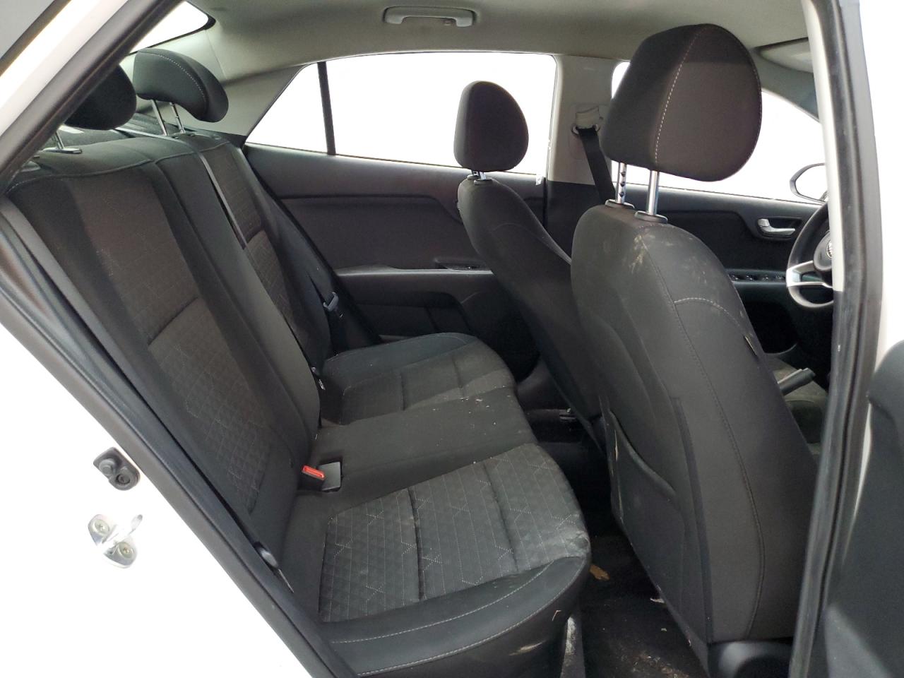 2020 Kia Rio VIN 3KPA24AD7LE331788 photo 10