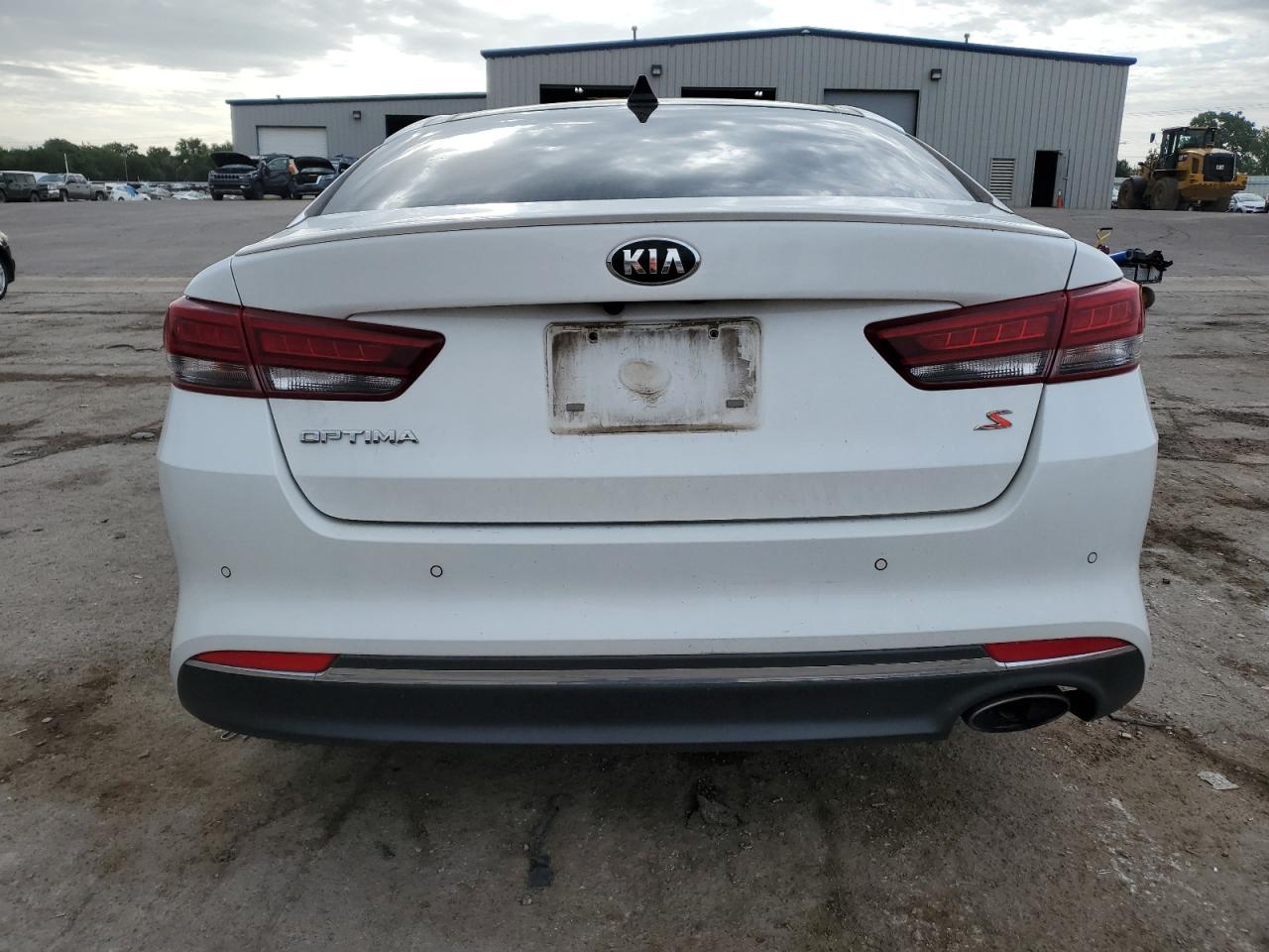 2018 KIA Optima VIN 5XXGT4L34JG247038 photo 6