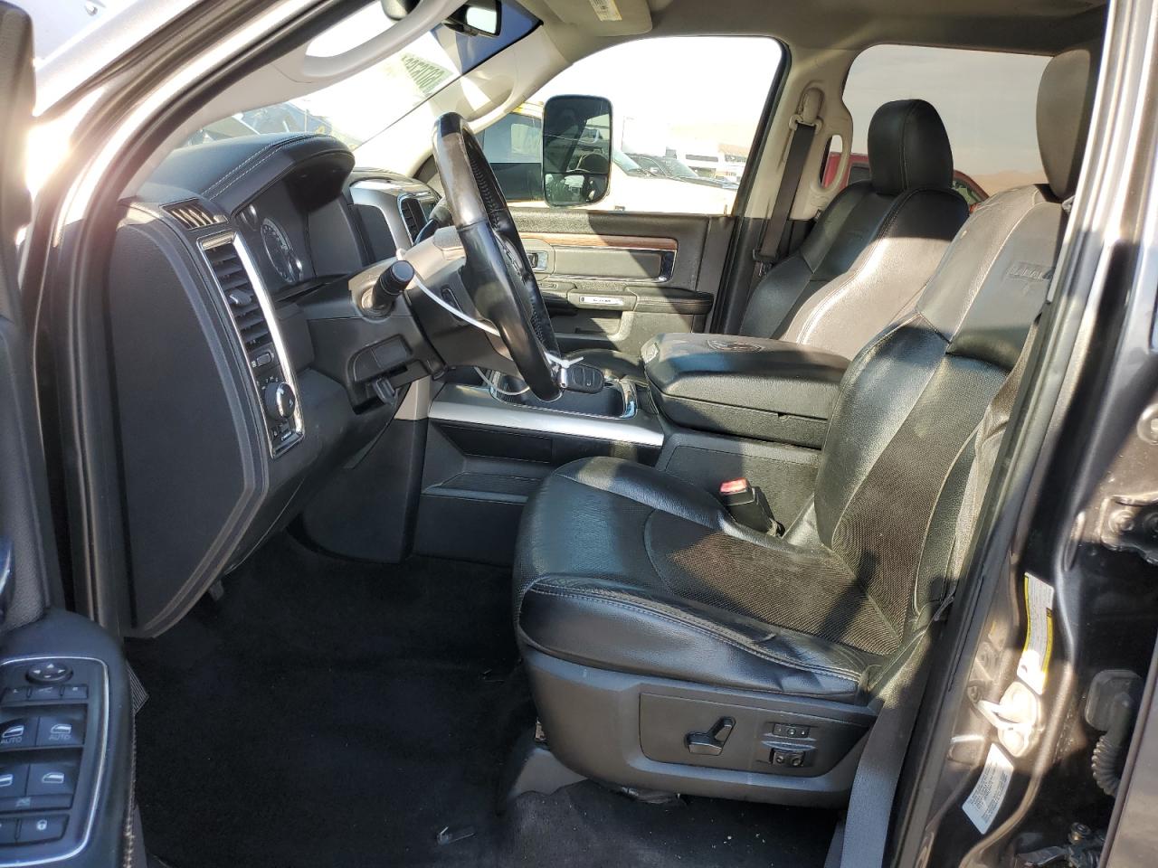 2017 RAM 3500 VIN 3C63RRJL2HG737019 photo 7