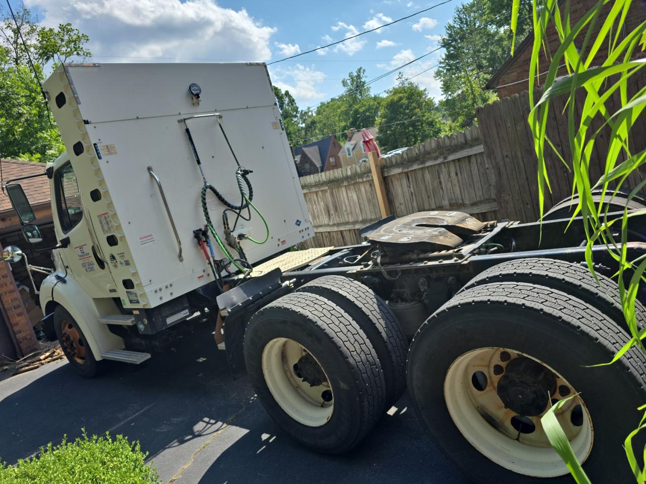 2012 FREIGHTLINER M2 112 MEDIUM DUTY VIN 1FUJC5DX5CHBF3230 photo 3
