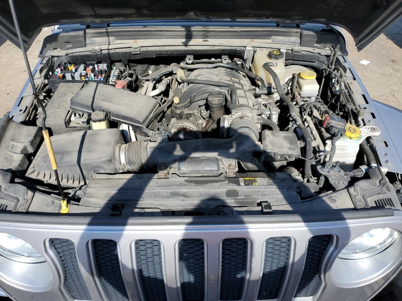 2018 Jeep Wrangler / VIN 1C4HJXEG4JW155745 photo 11