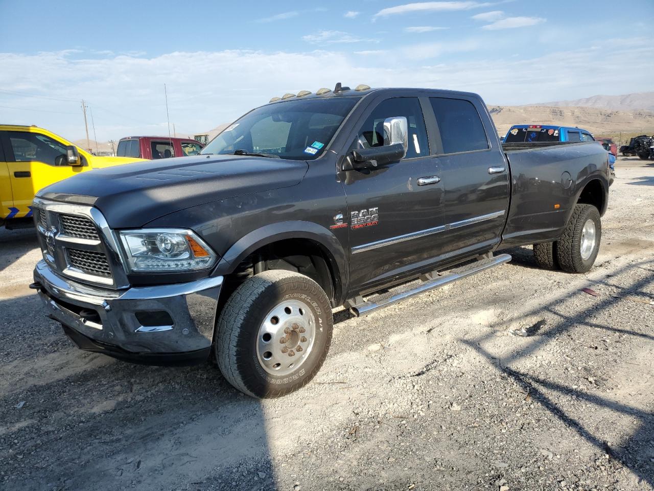 2017 RAM 3500 VIN 3C63RRJL2HG737019 photo 1