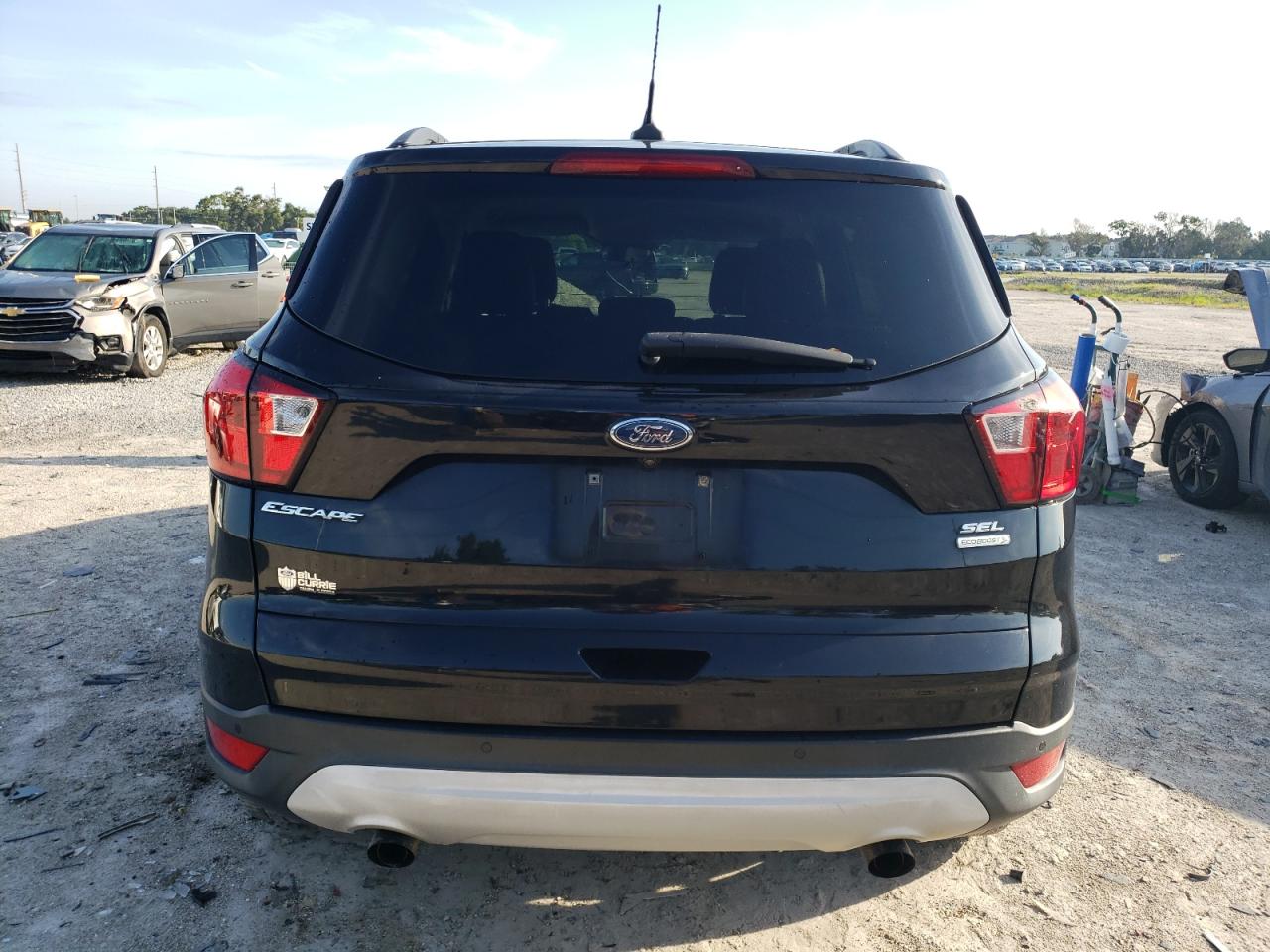 2019 FORD Escape VIN 1FMCU0HDXKUC09407 photo 6
