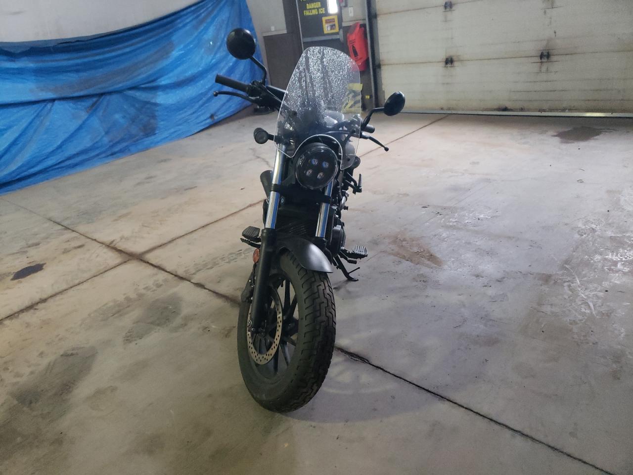 2022 HONDA Cm cycle VIN MLHPC5669N5500924 photo 2