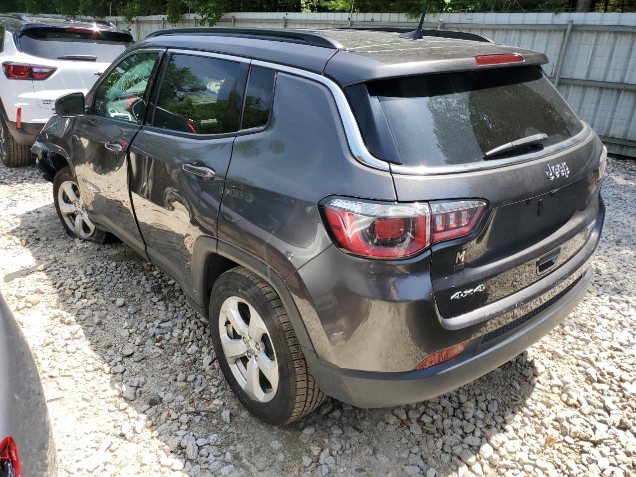 2020 JEEP Compass VIN 3C4NJDBB7LT148338 photo 2