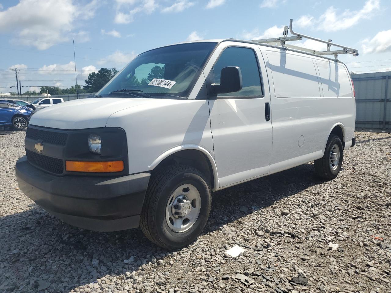 2017 CHEV Express VIN 1GCWGAFF5H1299014 photo 1