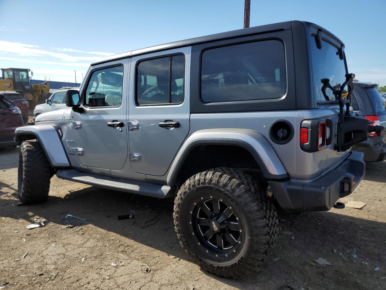 2018 Jeep Wrangler / VIN 1C4HJXEG4JW155745 photo 2
