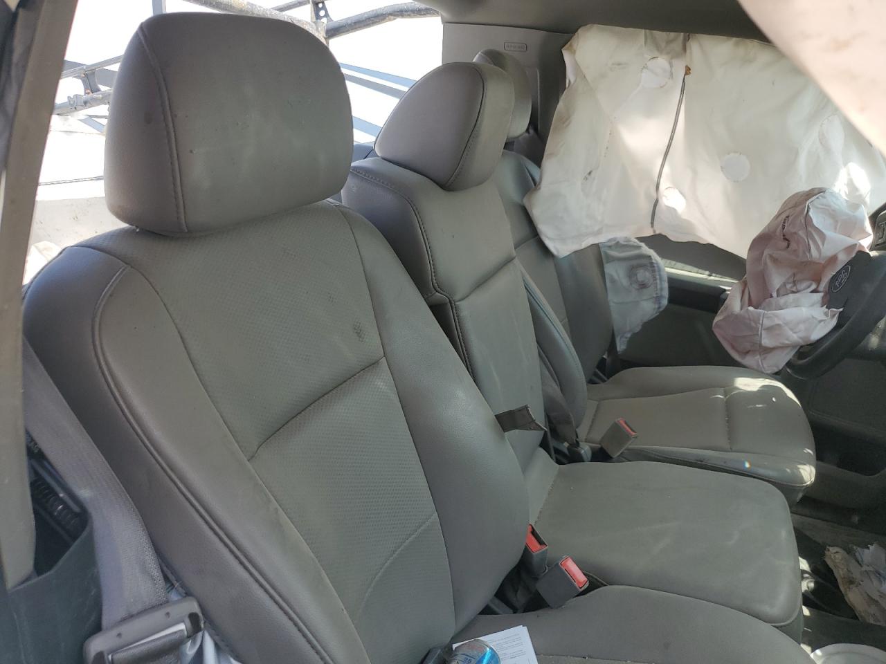 2018 Ford All models VIN 1FTMF1CBXJKE81710 photo 10