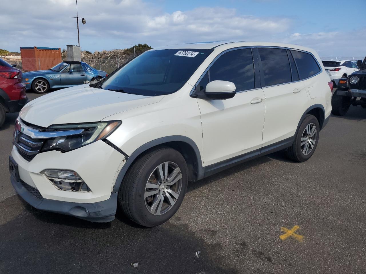2016 Honda Pilot VIN 5FNYF5H51GB051274 photo 1