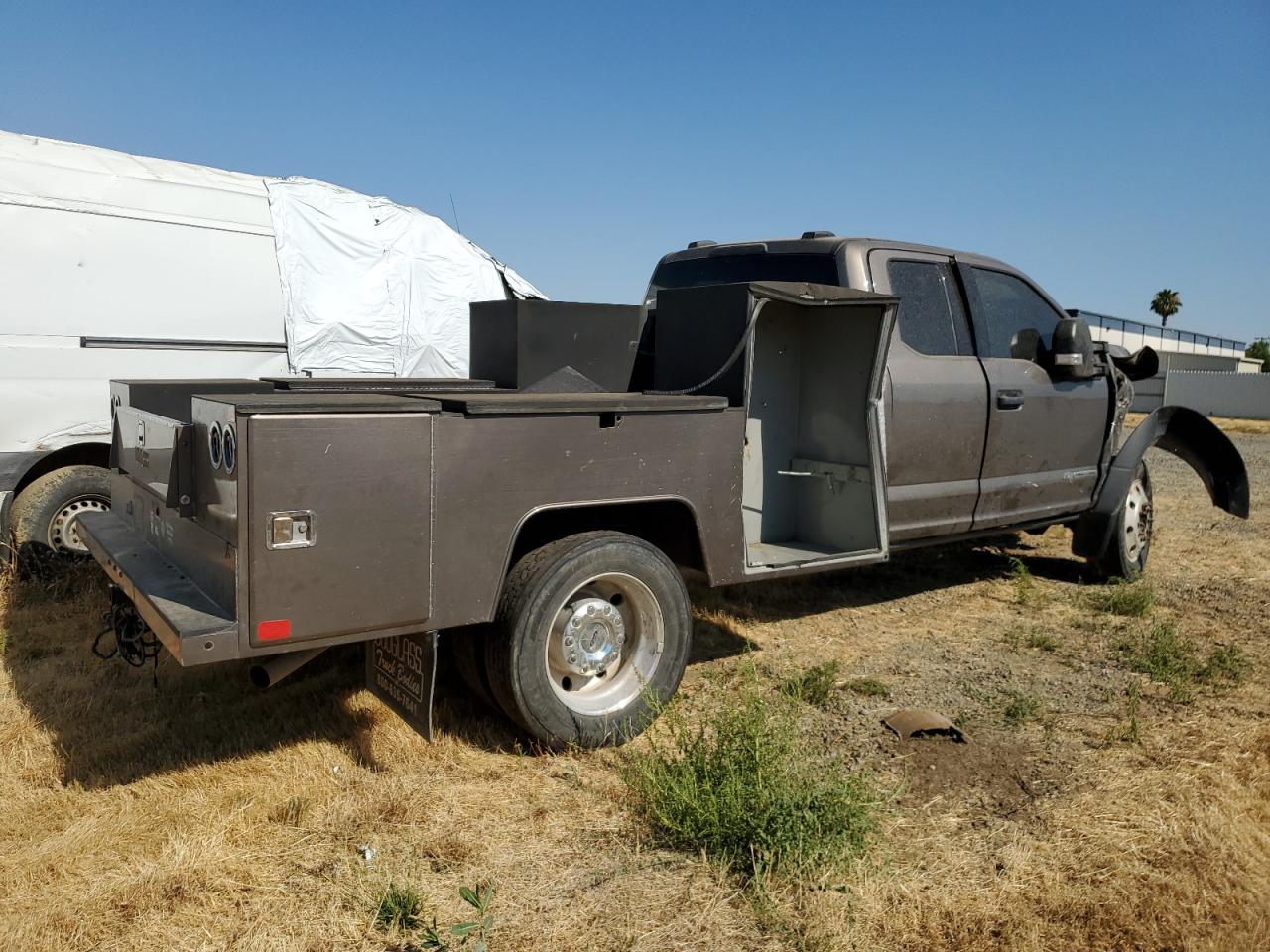 2021 Ford F550 VIN 1FD0X5HT3MED72119 photo 6