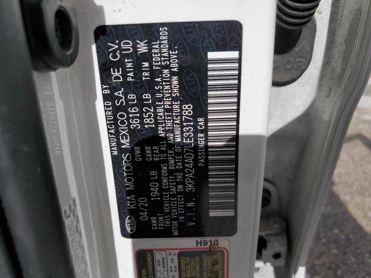 2020 Kia Rio VIN 3KPA24AD7LE331788 photo 12