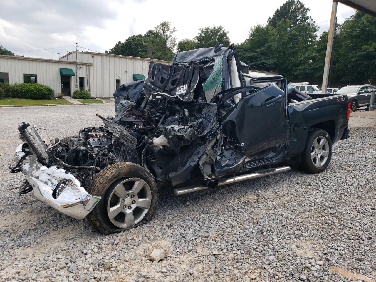 2018 Chevrolet All models VIN 3GCUKREC3JG512478 photo 1