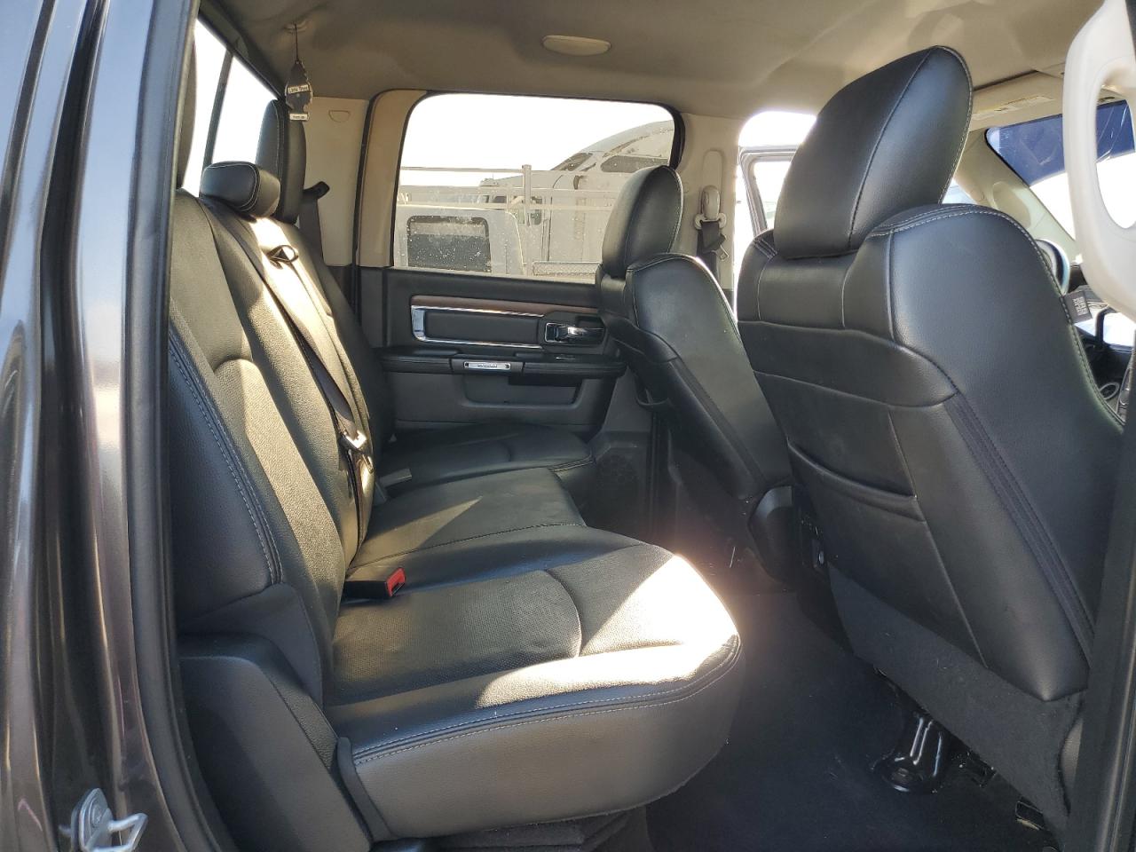 2017 RAM 3500 VIN 3C63RRJL2HG737019 photo 11