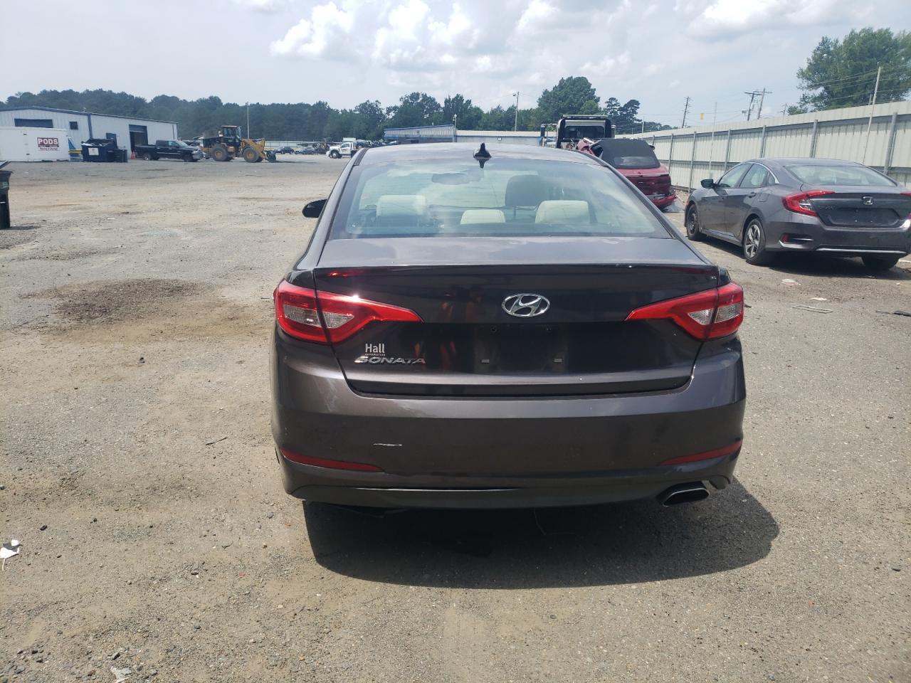 2016 HYUNDAI Sonata VIN 5NPE24AF9GH375957 photo 6