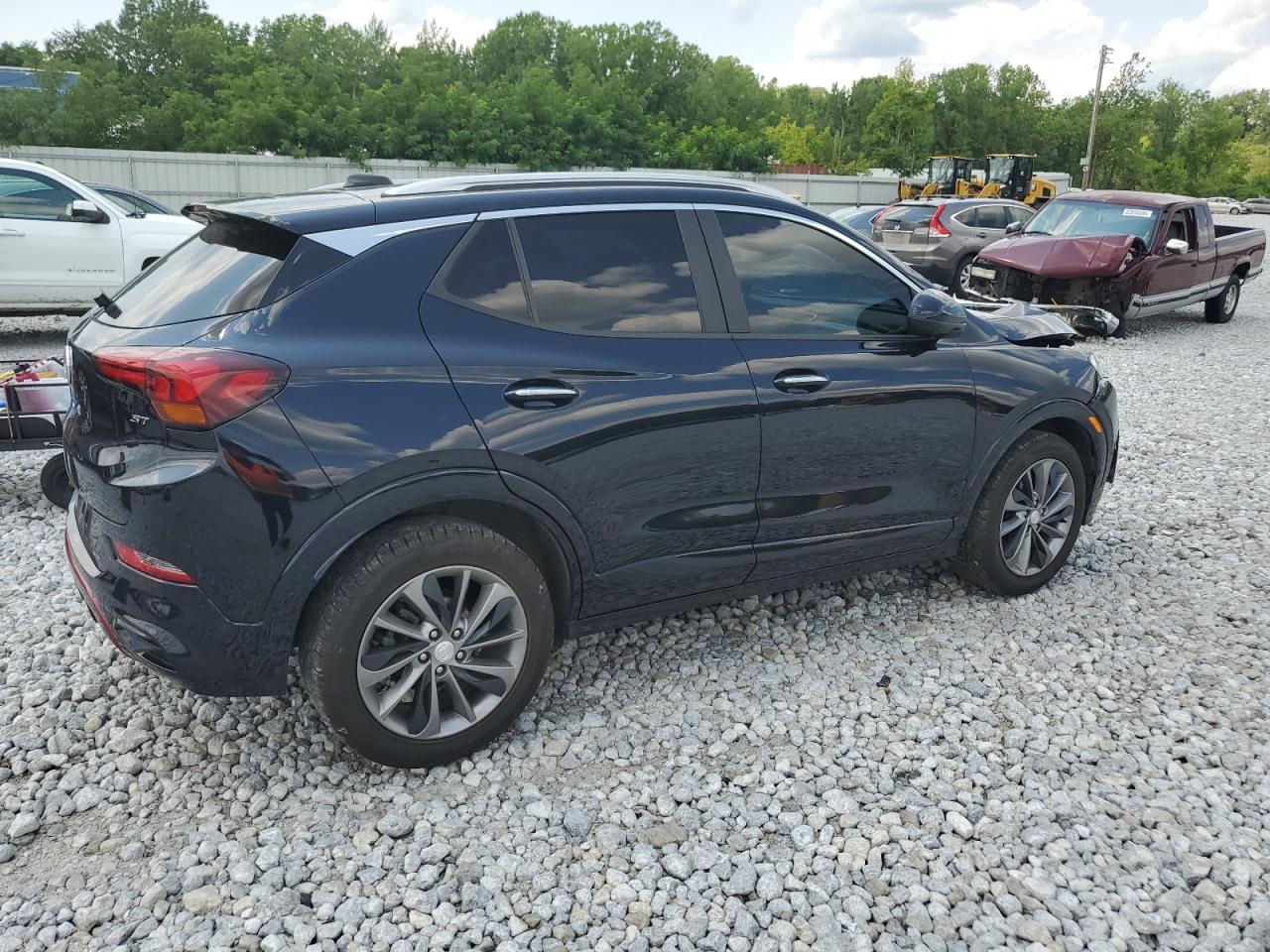 2021 BUICK Encore VIN KL4MMDS26MB069999 photo 3