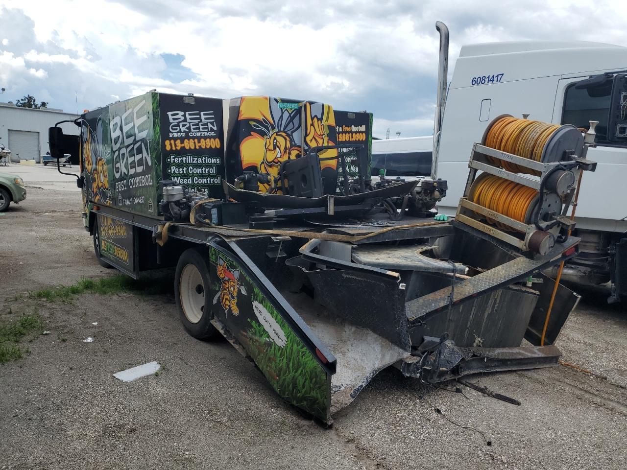 2018 ISUZU Npr VIN 54DC4W1B5JS809029 photo 2