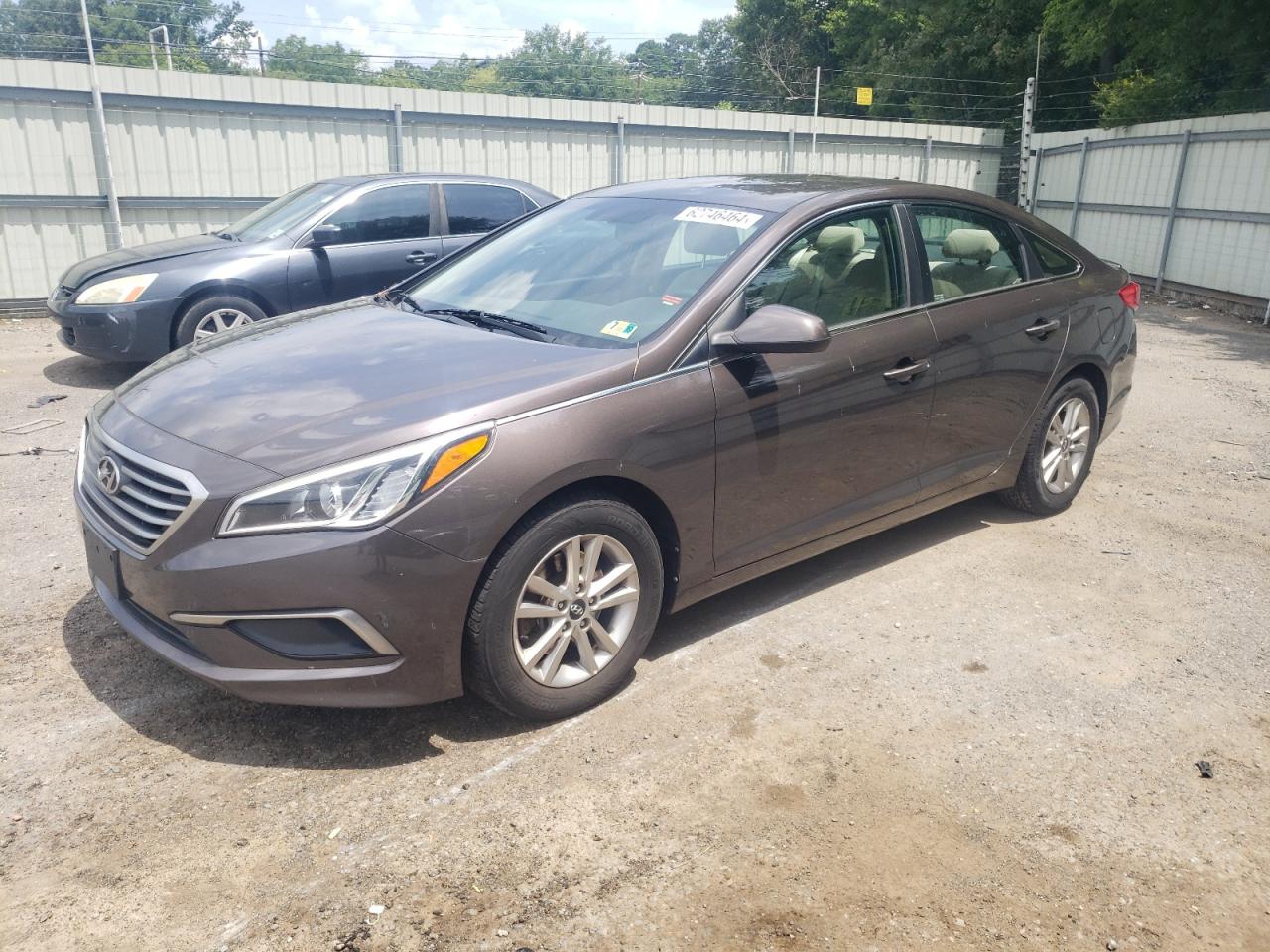 2016 HYUNDAI Sonata VIN 5NPE24AF9GH375957 photo 1