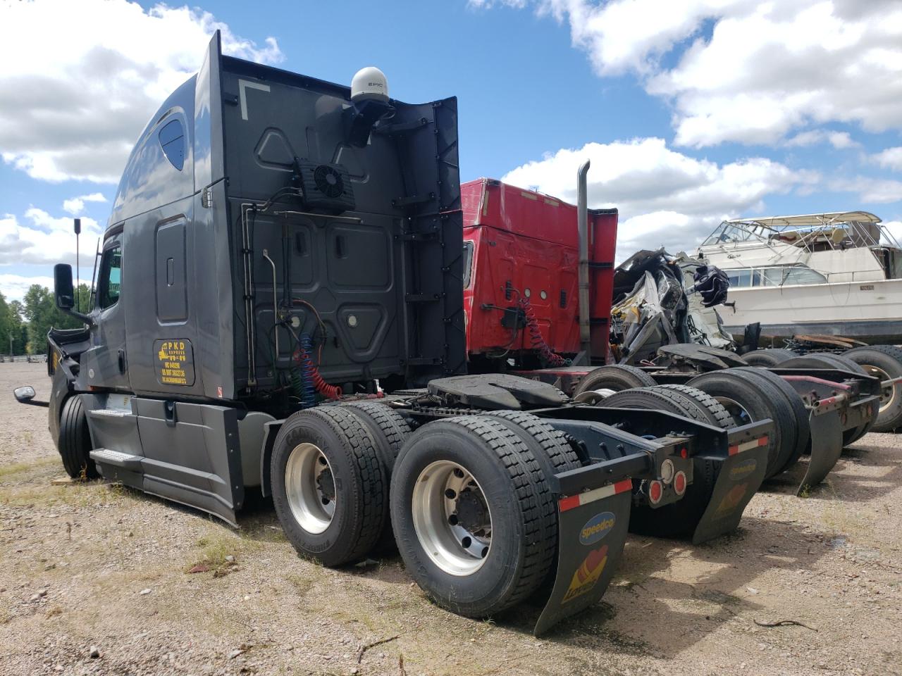 2021 FREIGHTLINER CASCADIA 126 VIN 3AKJHHDR9MSMF3373 photo 3