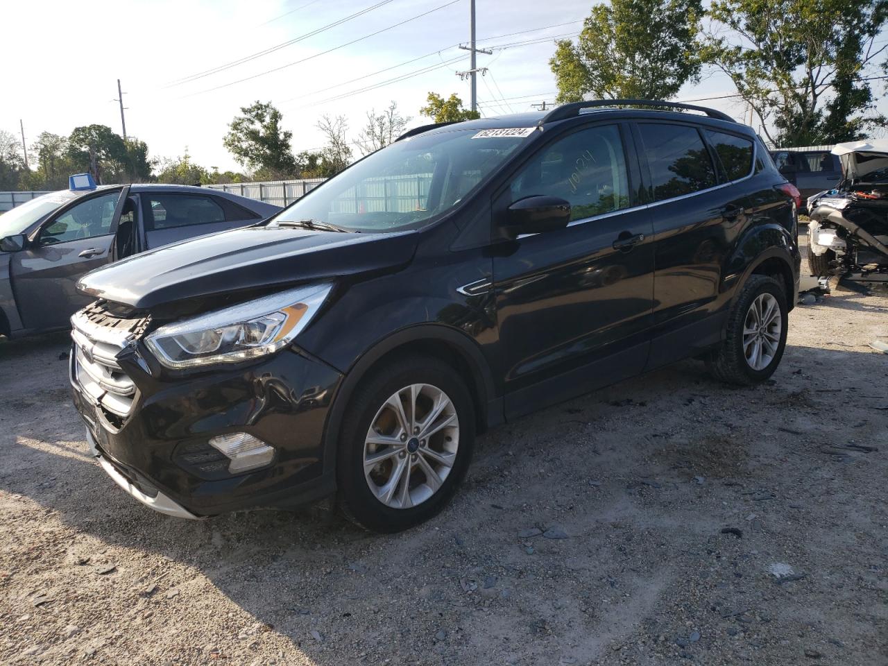 2019 FORD Escape VIN 1FMCU0HDXKUC09407 photo 1