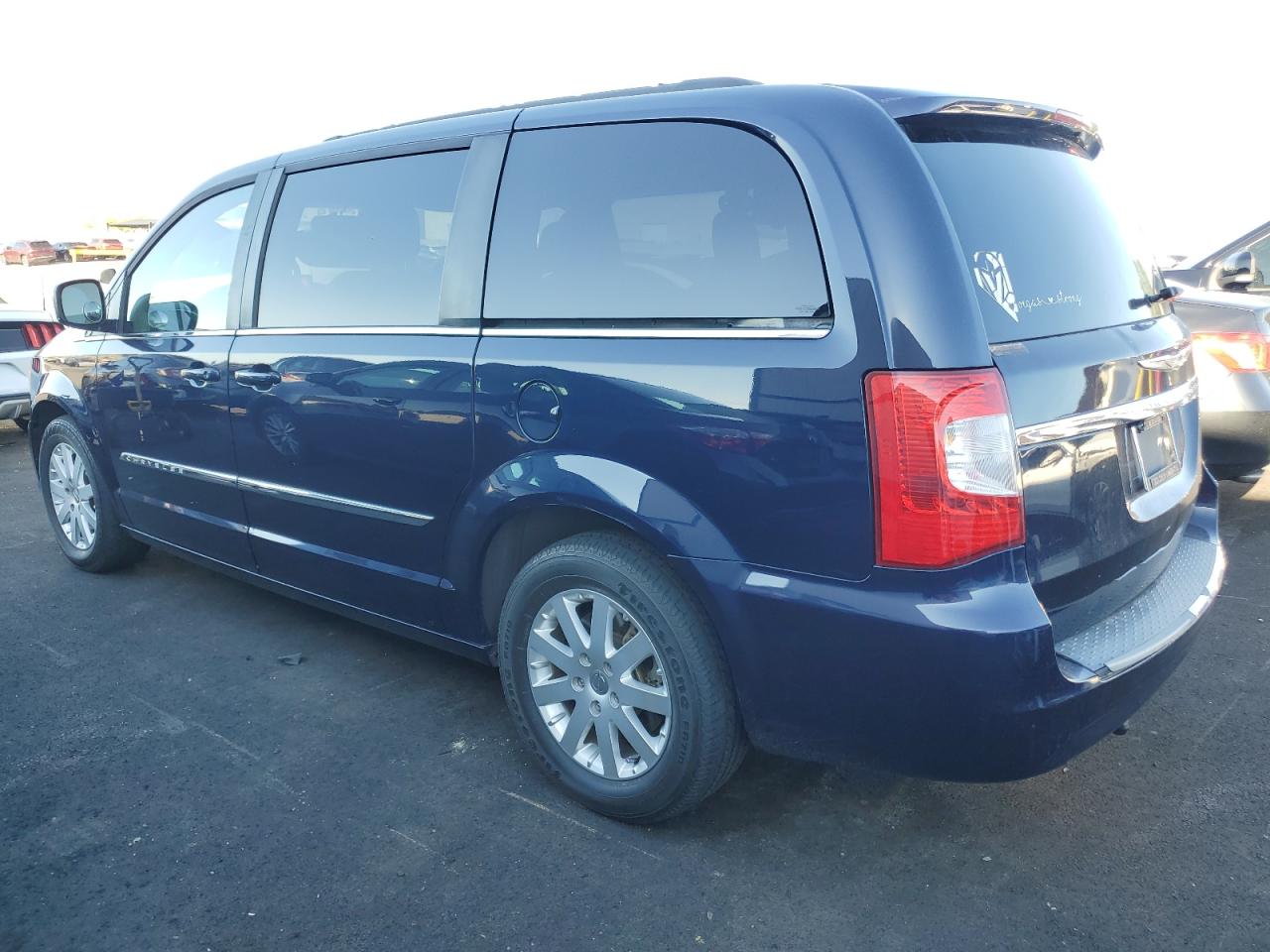2013 Chrysler Minivan VIN 2C4RC1BG3DR711413 photo 2