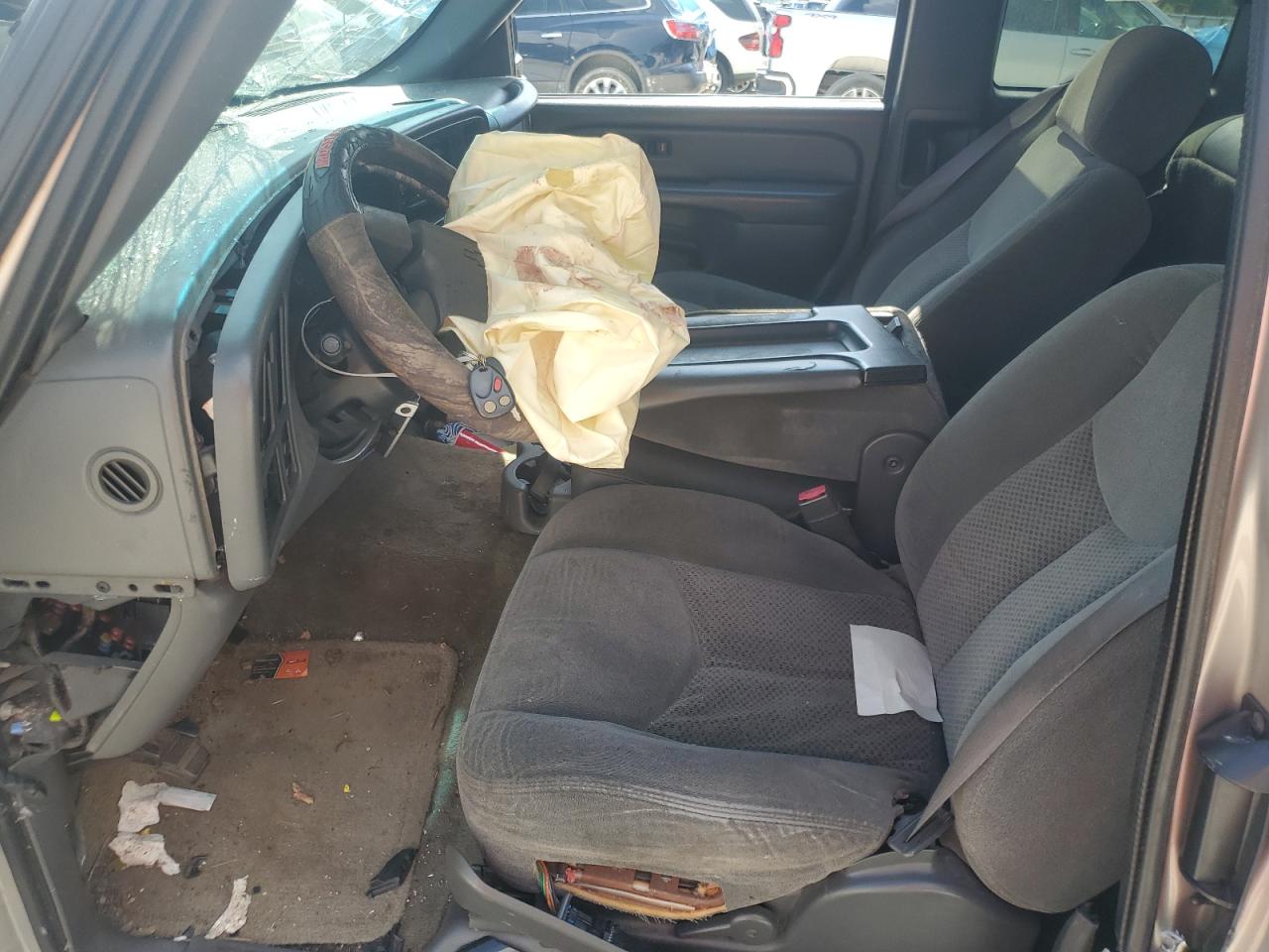 2004 Chevrolet All models VIN 2GCEC19T541183387 photo 7