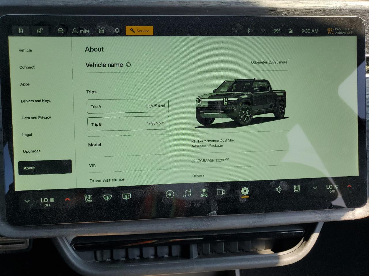 2023 Rivian Rit VIN 7FCTGBAA5PN028055 photo 9