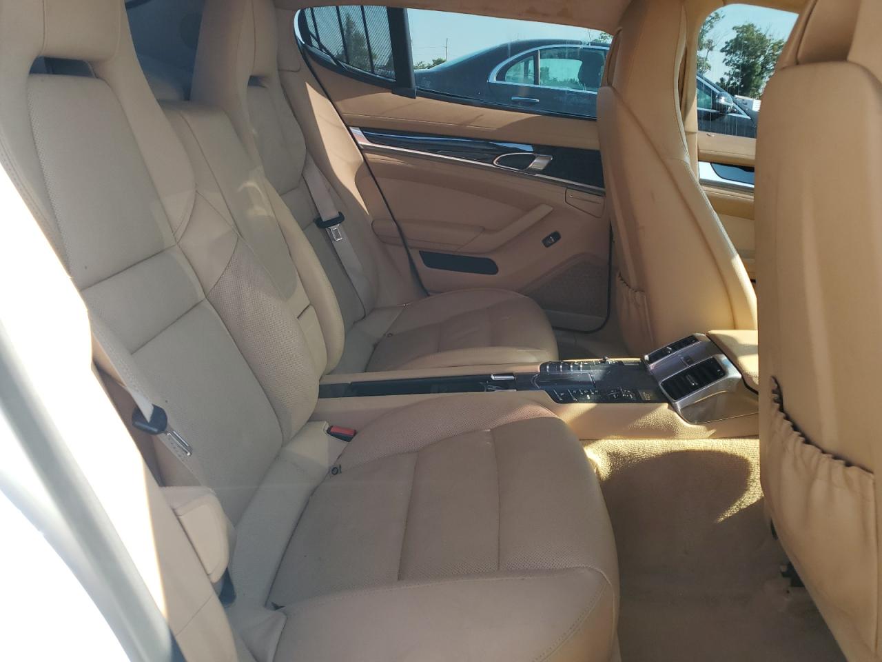 2014 Porsche Panamera VIN WP0AD2A7XEL044285 photo 10
