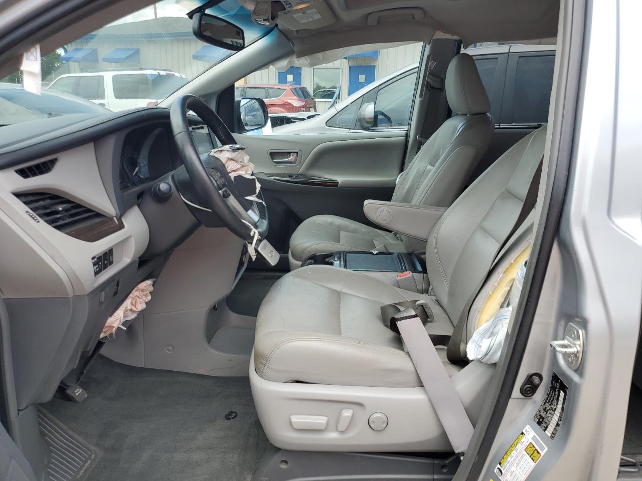 2015 TOYOTA Sienna xle VIN 5TDYK3DC0FS651363 photo 7