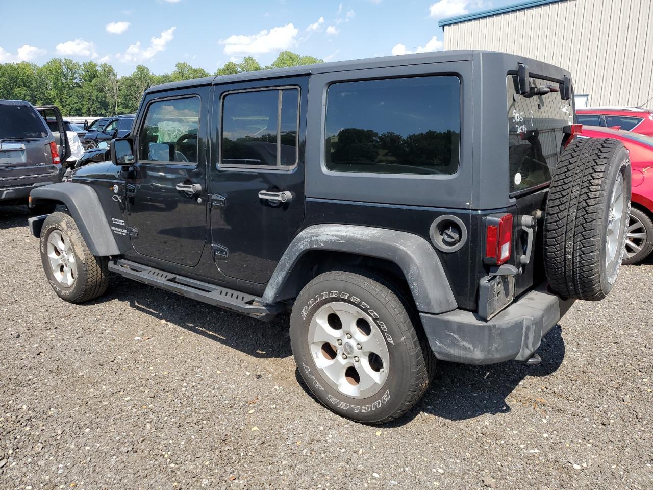 2012 Jeep Wrangler u VIN 1C4BJWDG6CL220715 photo 2