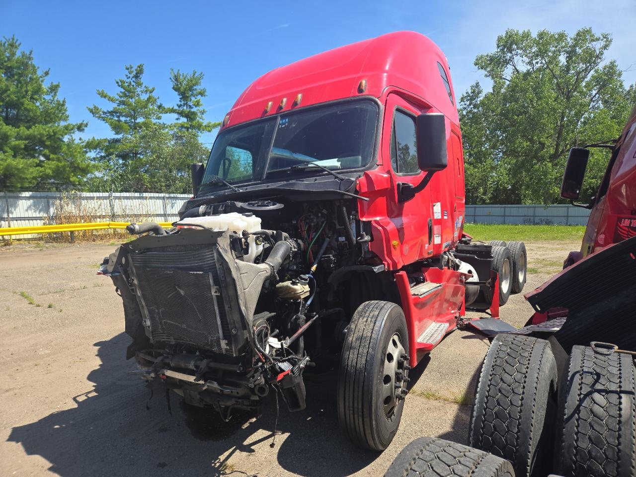 2016 FREIGHTLINER All other VIN 3AKGGLD51GSGS1841 photo 2