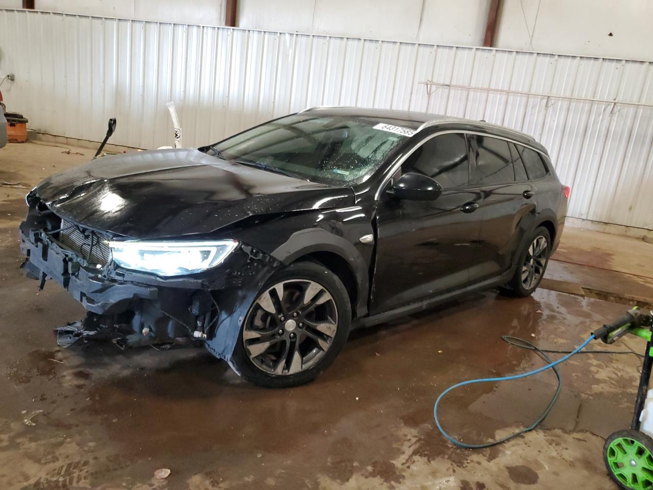 2018 Buick Regal VIN W04GU8SX3J1176705 photo 1
