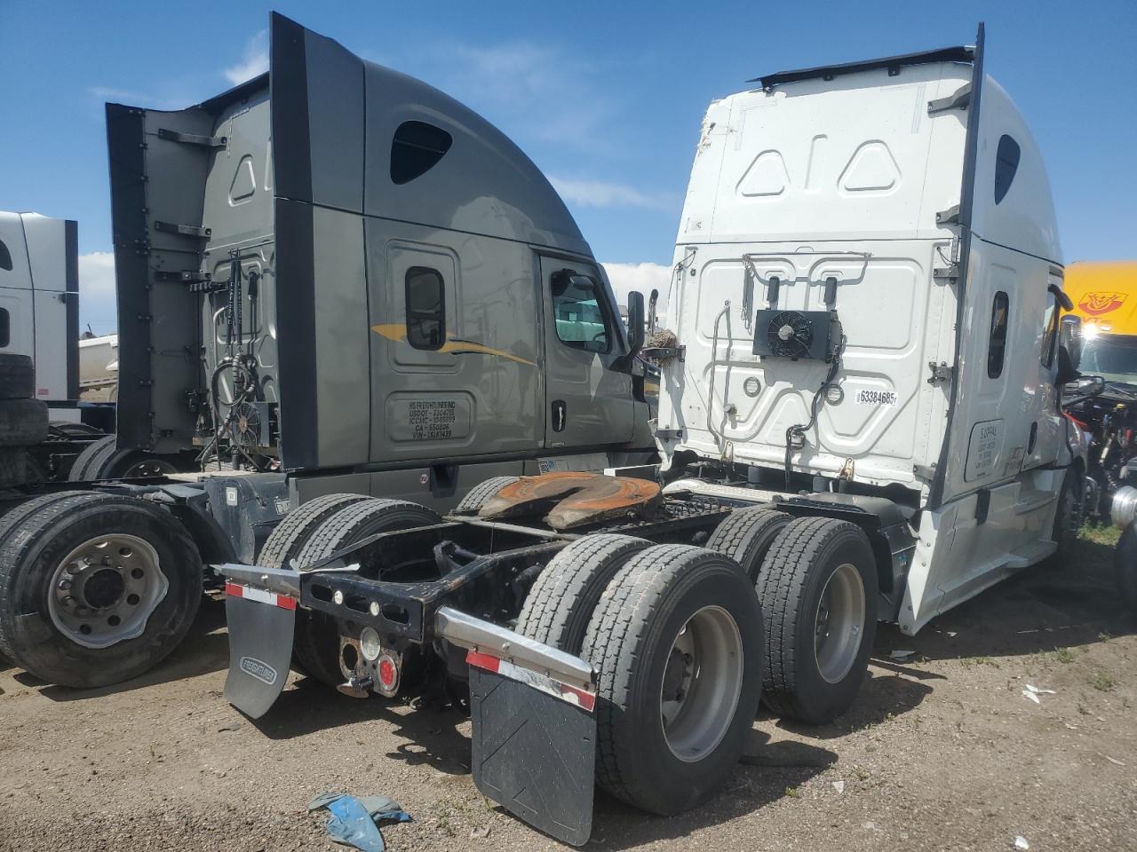 2019 FREIGHTLINER All other VIN 3AKJHHDR2KSKG5159 photo 4