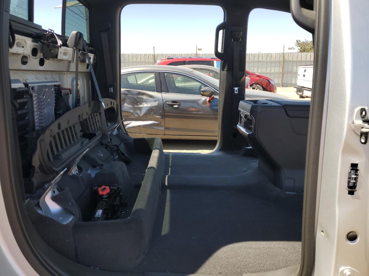 2023 Chevrolet All models VIN 2GC4YVEY2P1706861 photo 10
