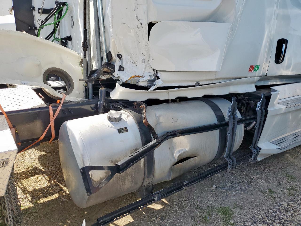 2023 FREIGHTLINER All other VIN 3AKJHHDR7PSNX9028 photo 9
