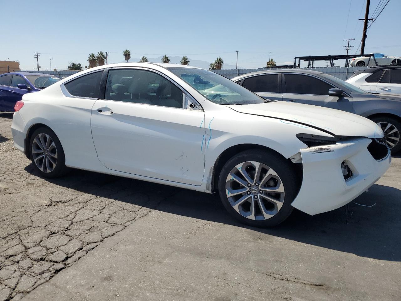 2015 Honda Accord exl VIN 1HGCT2B81FA002668 photo 4