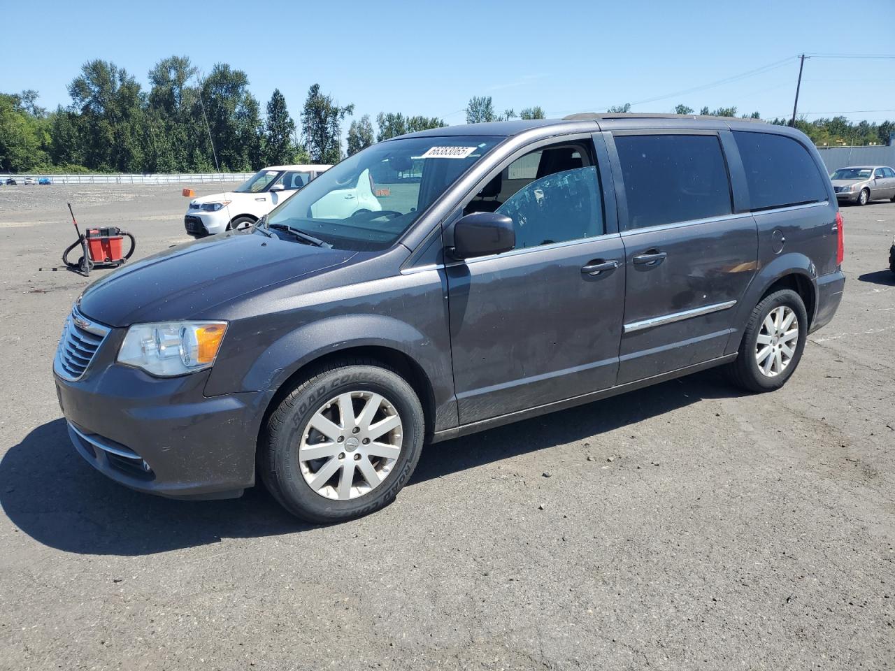 2015 Chrysler Minivan VIN 2C4RC1BG1FR696672 photo 1