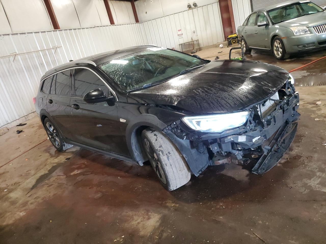 2018 Buick Regal VIN W04GU8SX3J1176705 photo 4