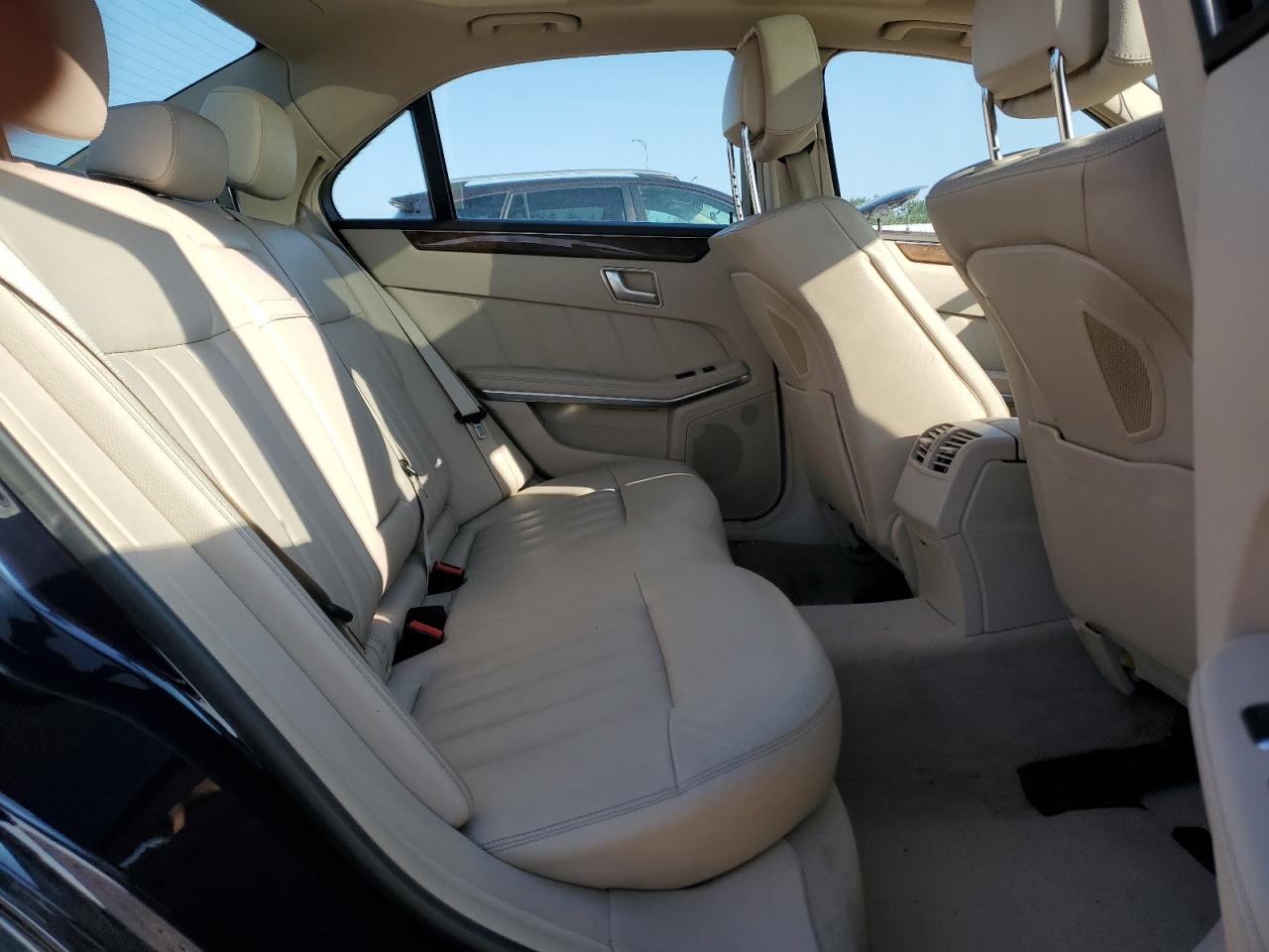 2015 MERCEDES-BENZ E-class VIN WDDHF6HB2FB160569 photo 10