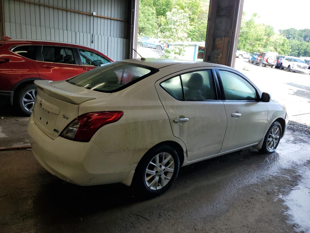 2014 Niss Versa VIN 3N1CN7AP2EL806664 photo 3