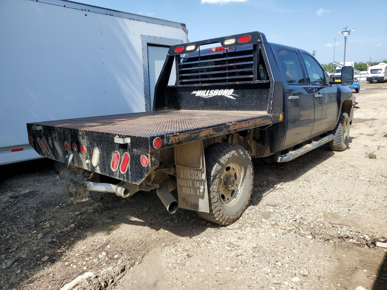 2010 Chev Silverado VIN 1GC4KXB63AF129080 photo 3