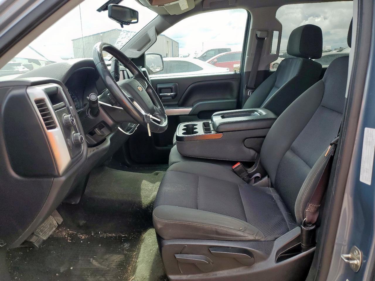 2016 Chevrolet All models VIN 3GCUKREC7GG292271 photo 7
