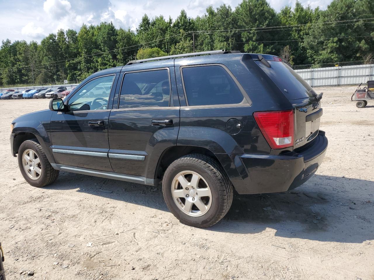 2008 Jeep Grand cher VIN 1J8GR48K18C137517 photo 2