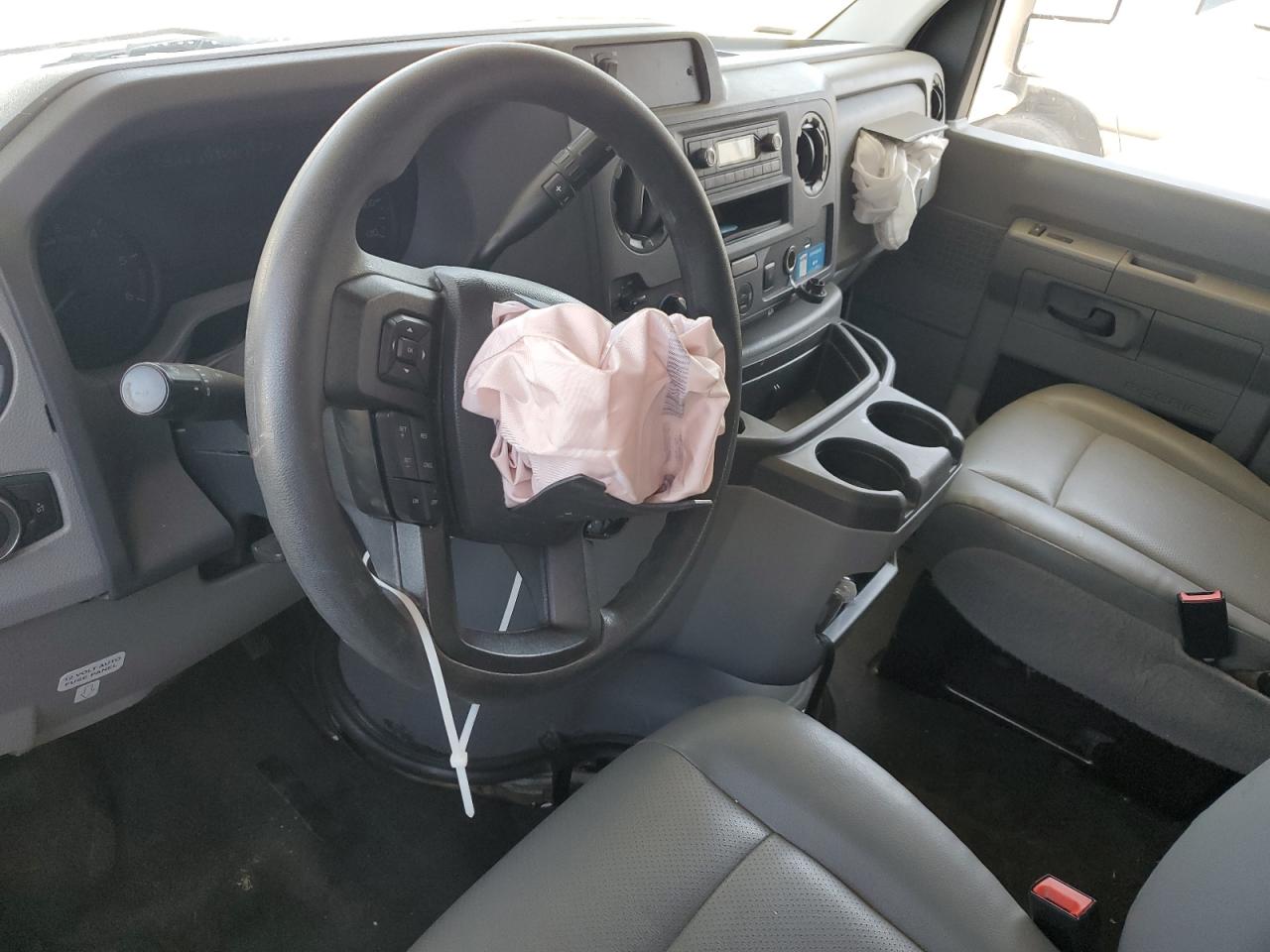 2021 WINNEBAGO All models VIN 1FDWE3FNXMDC11295 photo 8
