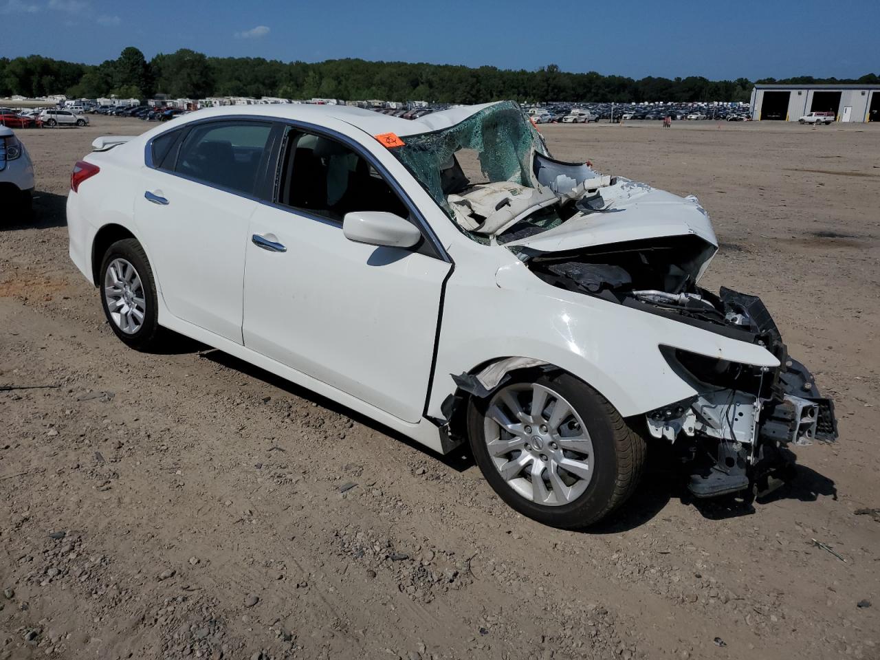 2016 NISSAN Altima VIN 1N4AL3AP0GN358338 photo 4