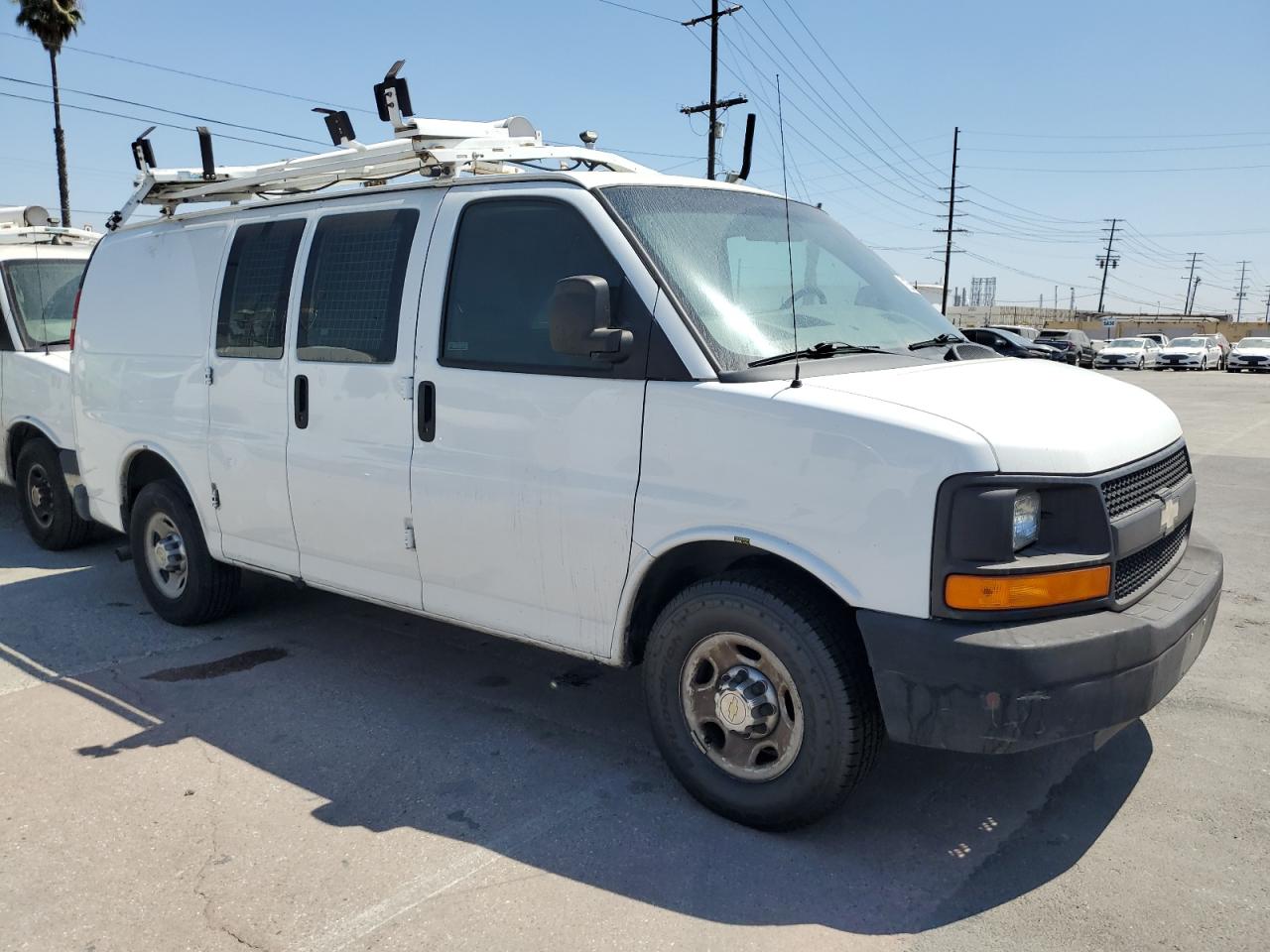 2013 Chevy Express VIN 1GCWGFCB9D1902264 photo 4
