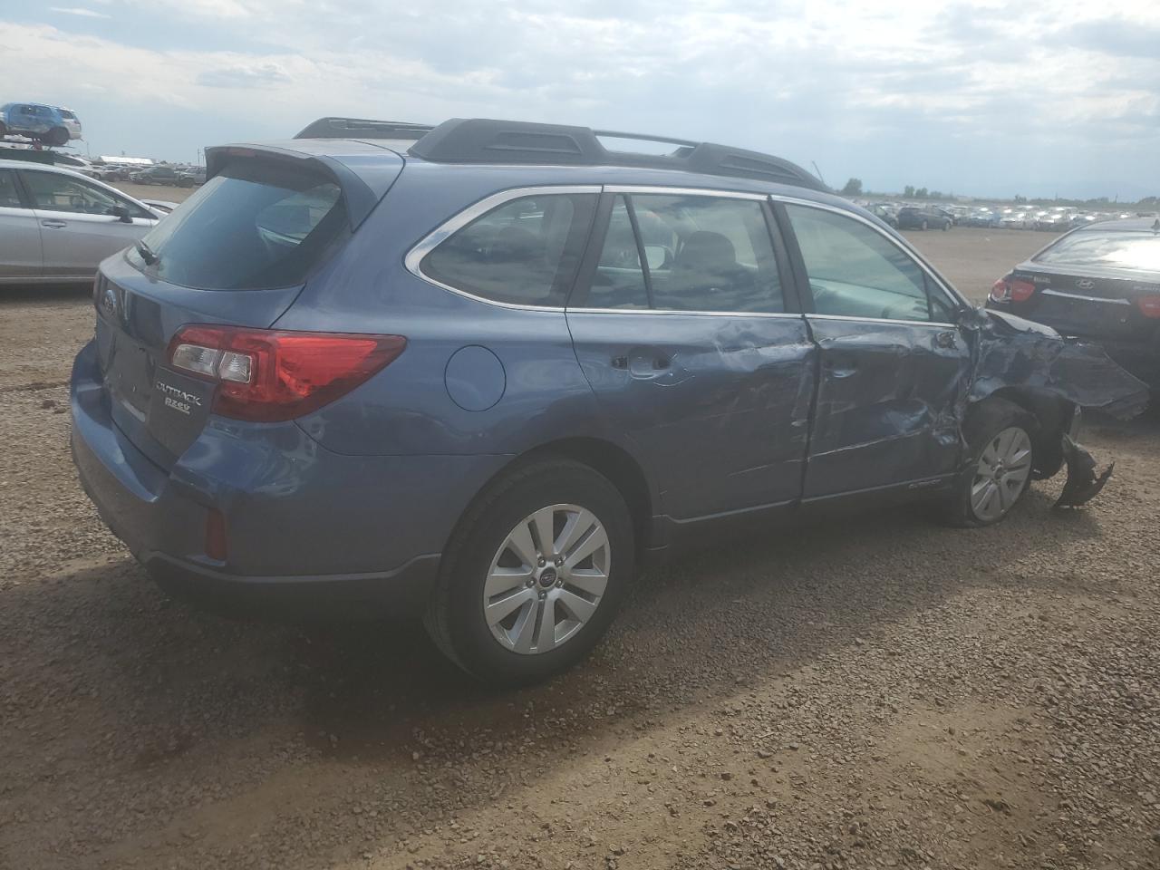 2017 Subaru Outback VIN 4S4BSAAC3H3253661 photo 3